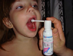 Гексорал эффективен при воспалении полости рта